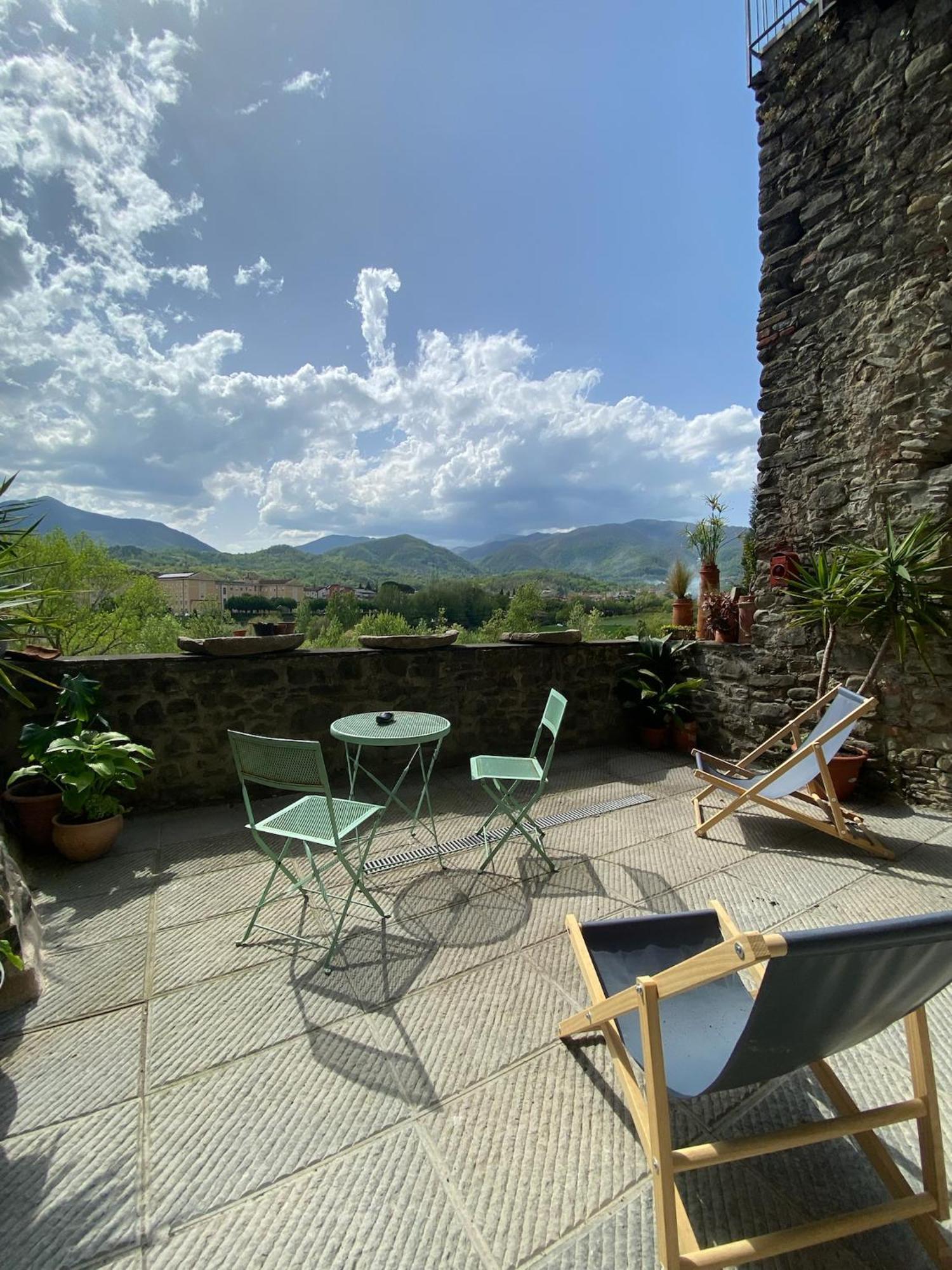 La Casa Medievale Suites E Spa Pontremoli Extérieur photo