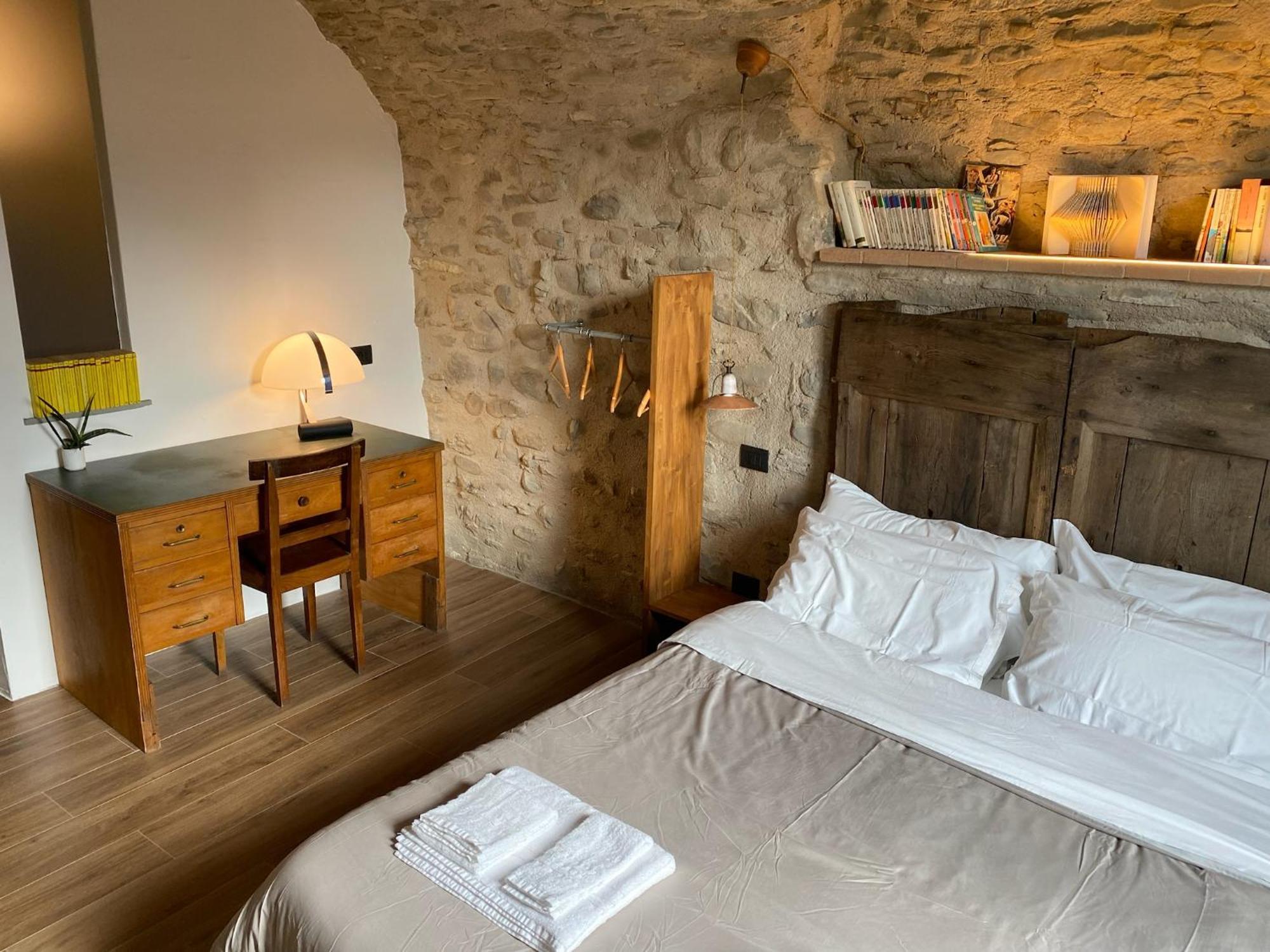 La Casa Medievale Suites E Spa Pontremoli Extérieur photo