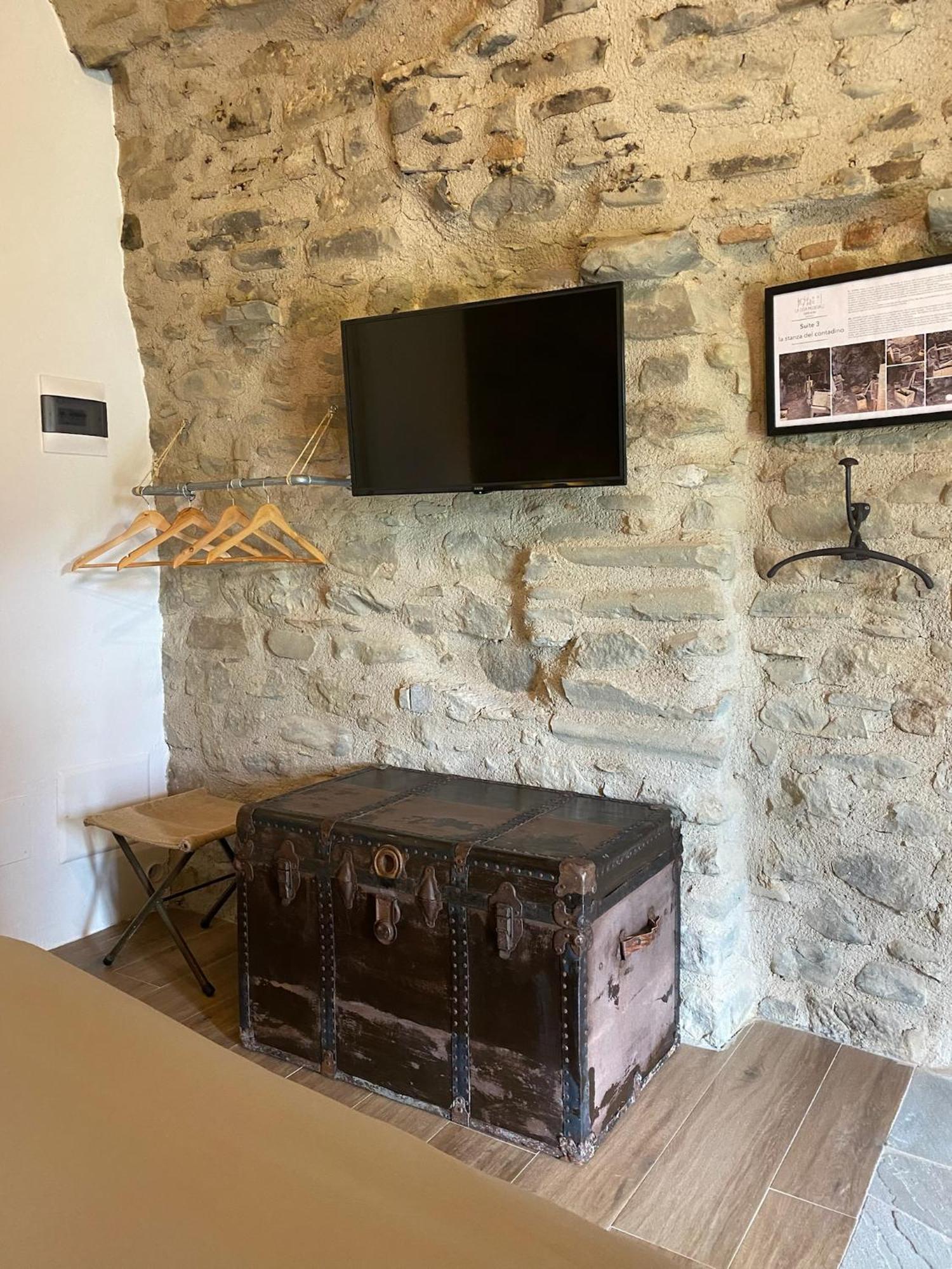 La Casa Medievale Suites E Spa Pontremoli Extérieur photo
