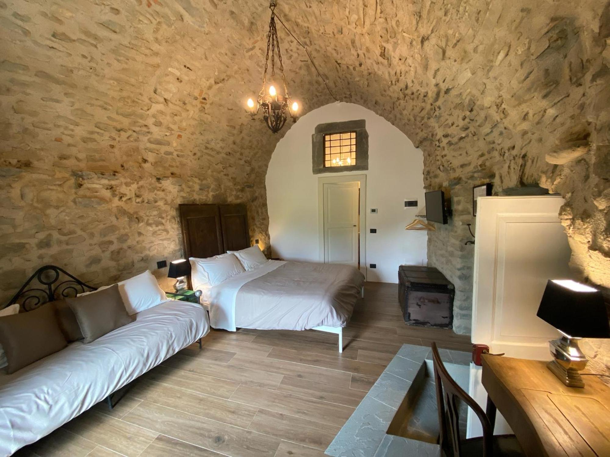 La Casa Medievale Suites E Spa Pontremoli Extérieur photo
