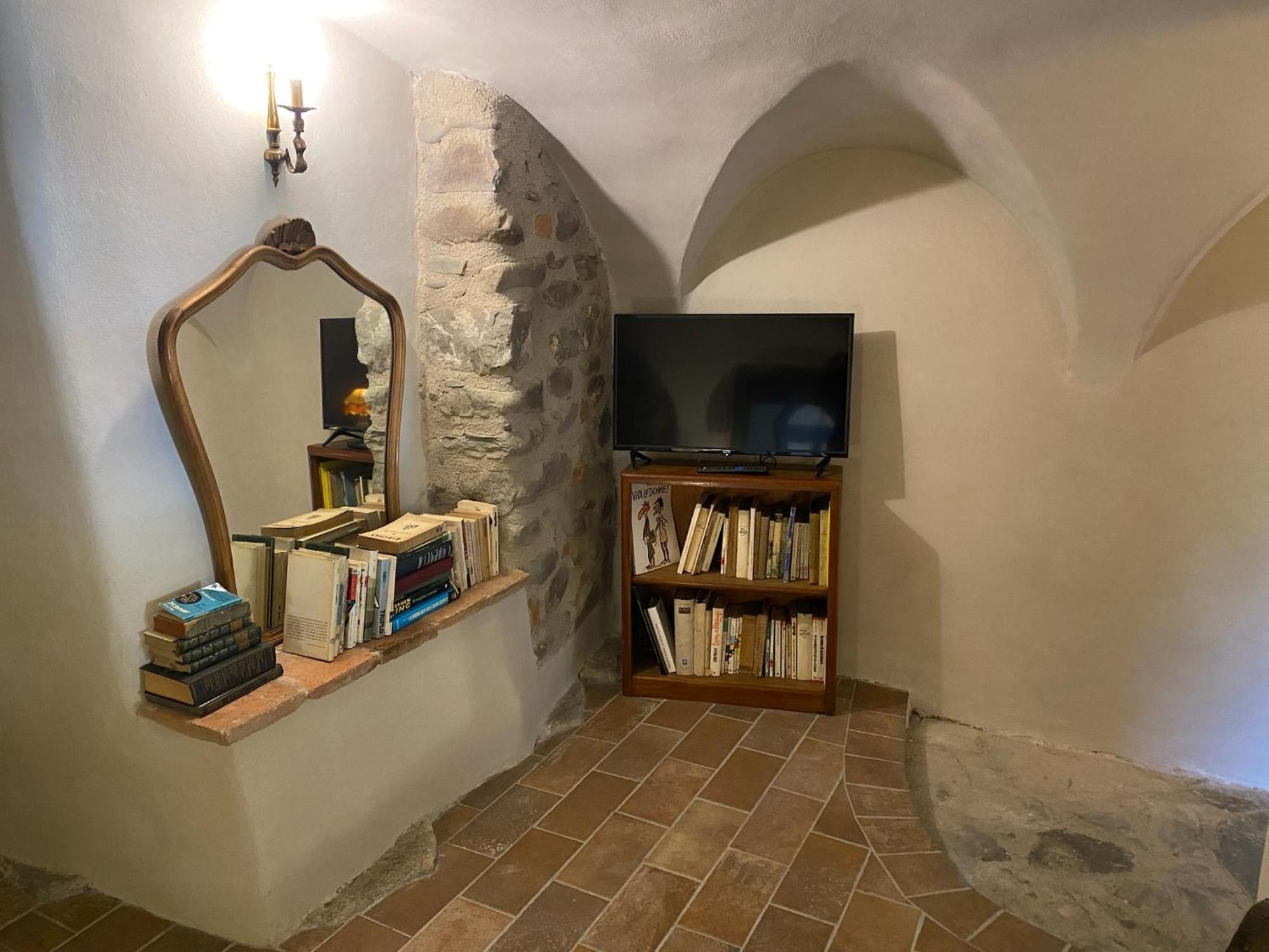 La Casa Medievale Suites E Spa Pontremoli Extérieur photo