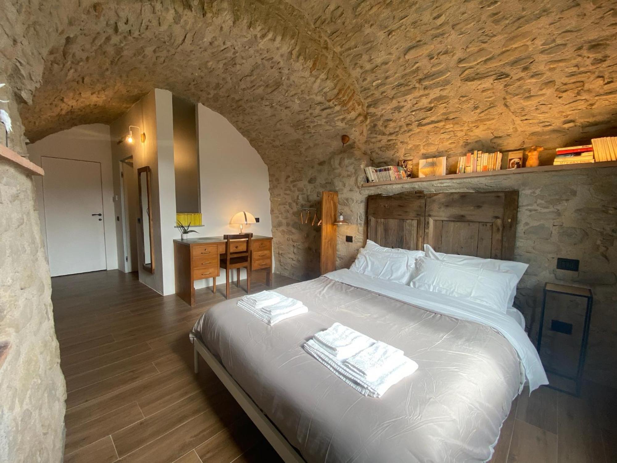 La Casa Medievale Suites E Spa Pontremoli Extérieur photo