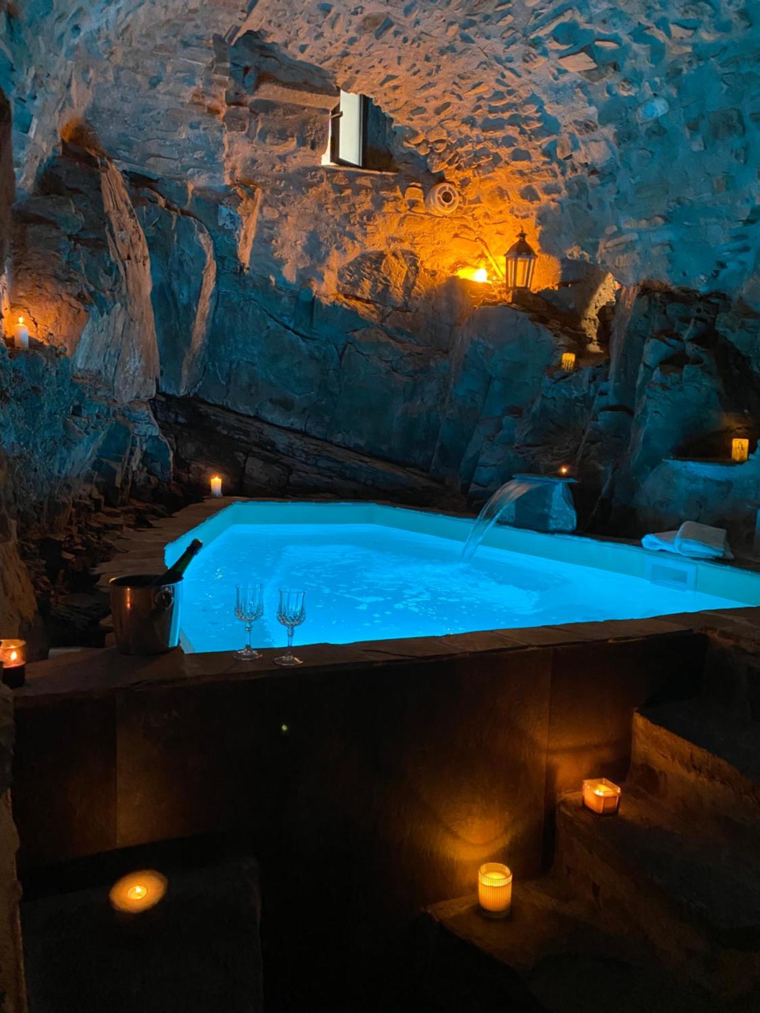 La Casa Medievale Suites E Spa Pontremoli Extérieur photo